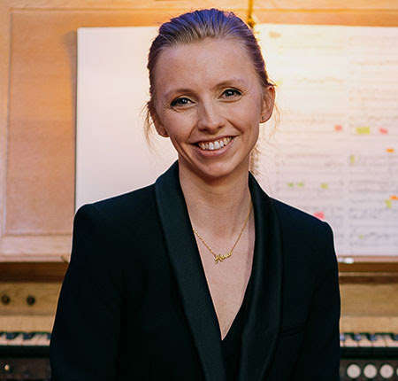 Anna Lapwood aka TikTok Organist